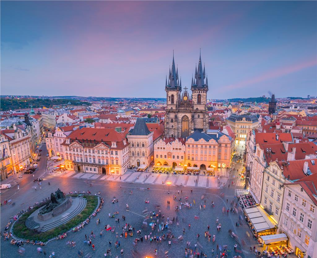 Вечерняя пешеходная экскурсия по Праге